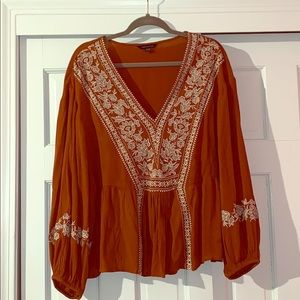 American Eagle Flowy Top